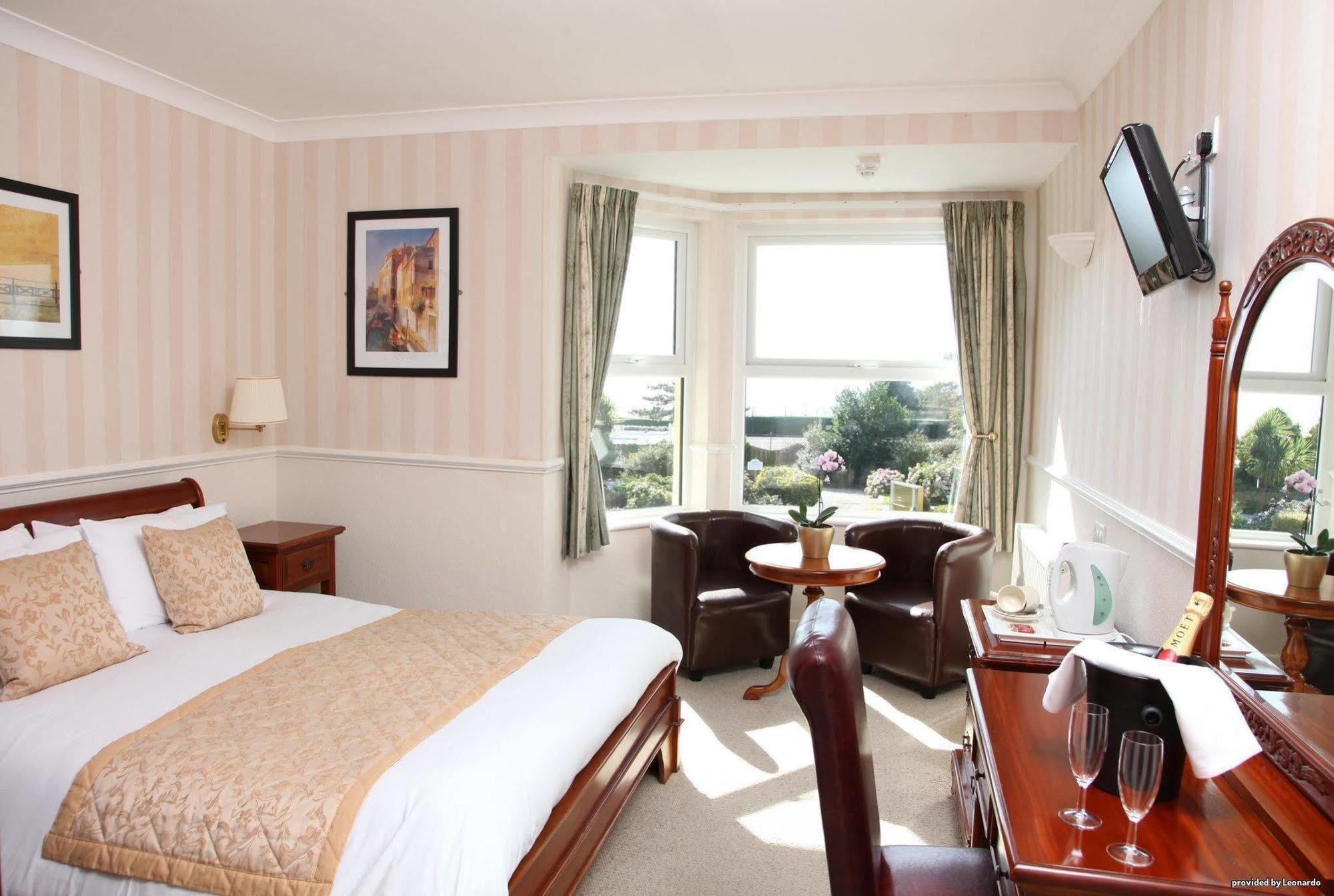 Cliff Head Hotel 칼리온 베이 객실 사진