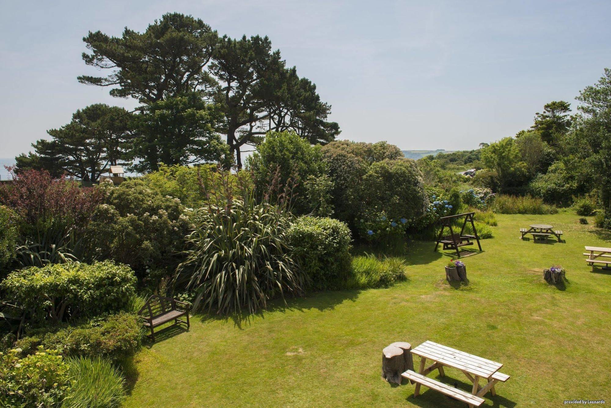 Cliff Head Hotel 칼리온 베이 외부 사진
